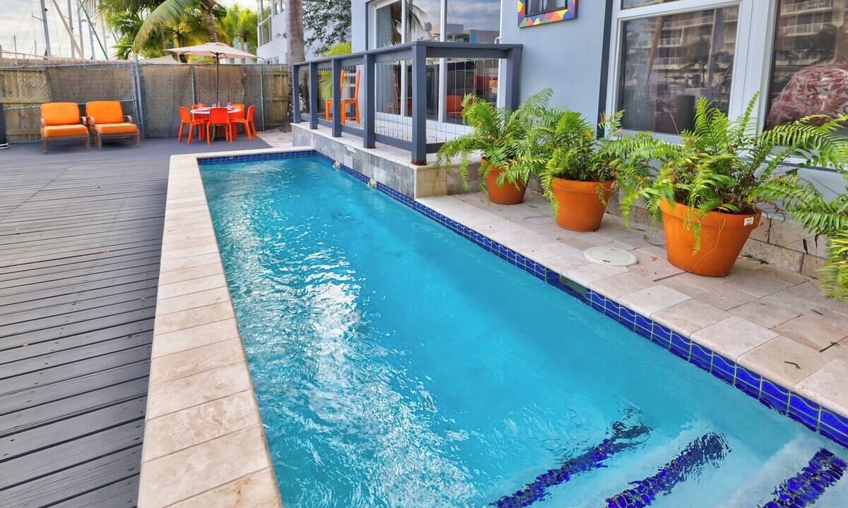 Photo of Outdoor in Hendricks and Venice Isles