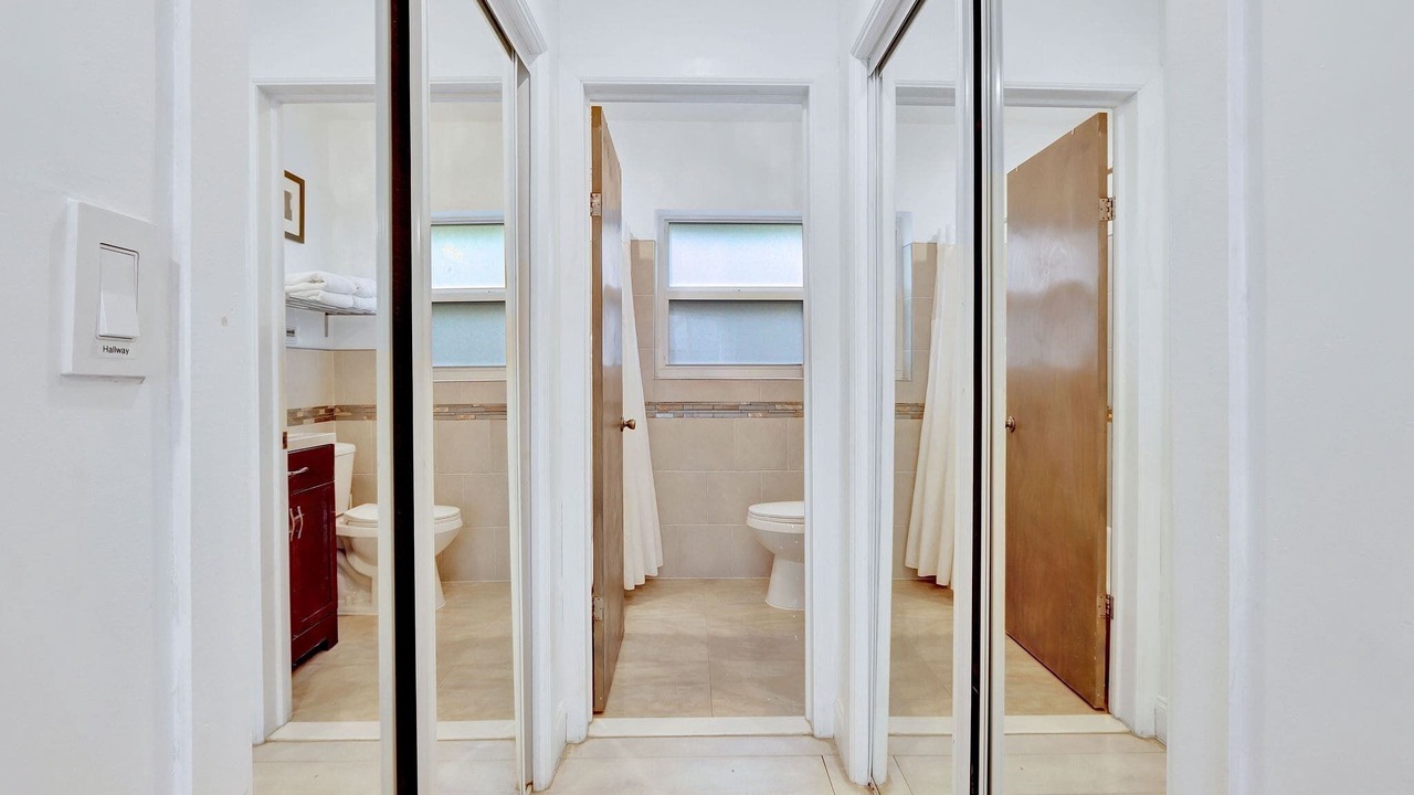 Photo of Bathroom in Hendricks and Venice Isles