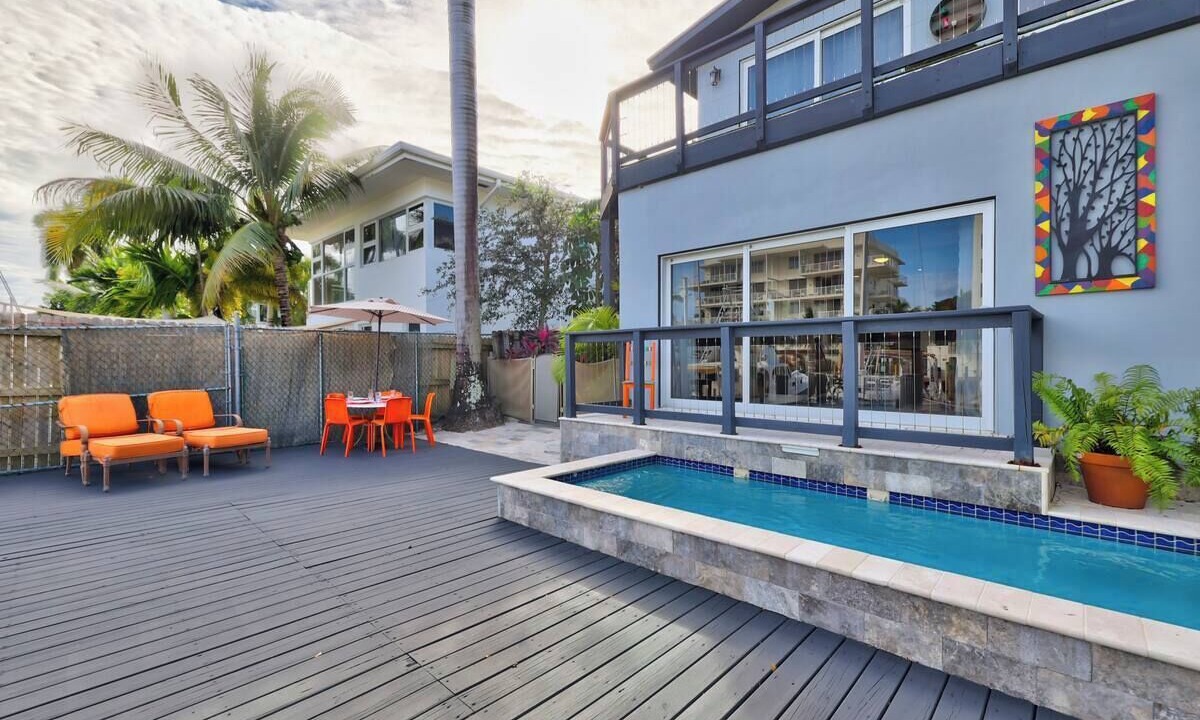 Photo of Outdoor in Hendricks and Venice Isles