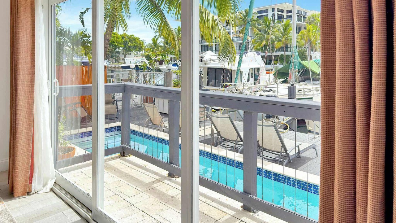 Photo of Outdoor in Hendricks and Venice Isles