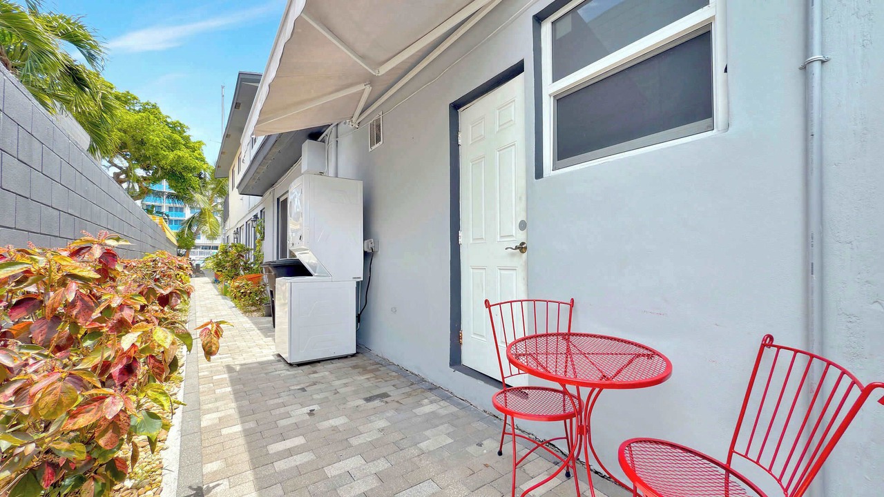 Photo of Outdoor in Hendricks and Venice Isles