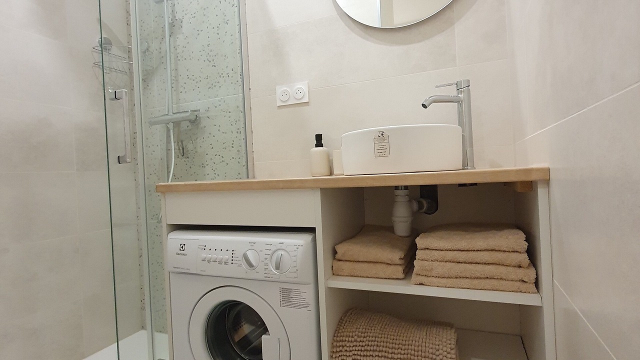 Photo of Bathroom in Lisle-sur-Tarn