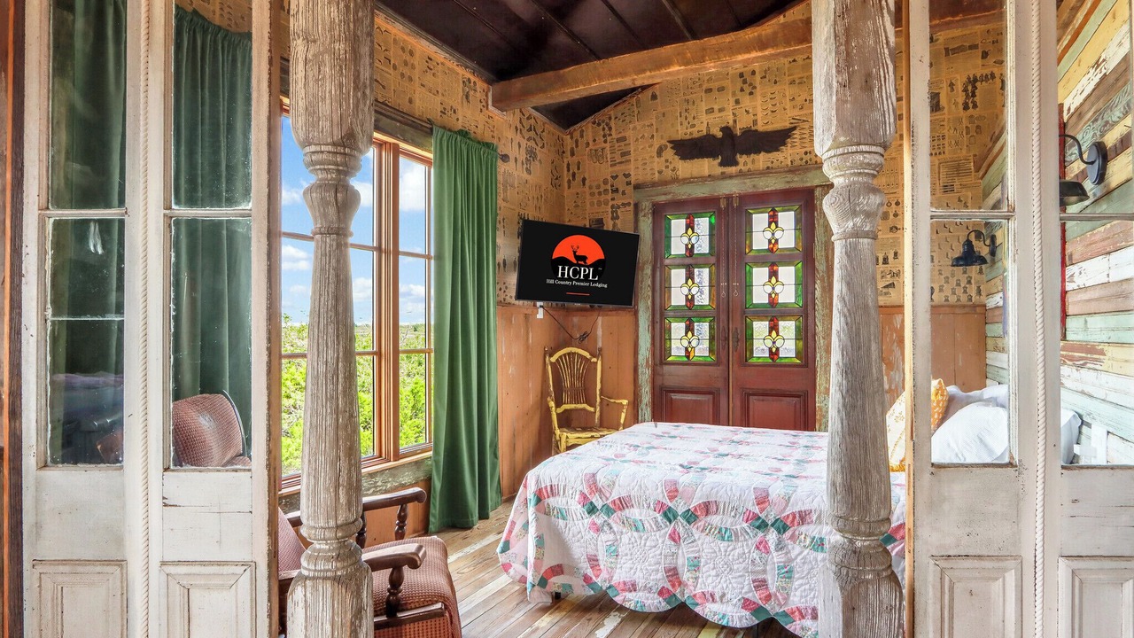 Photo of Bedroom in Lampasas
