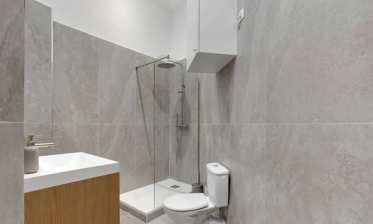 Photo of Bathroom in Odeon