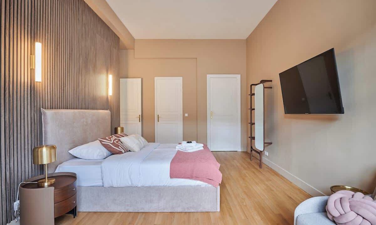 Photo of Bedroom in Porte-Dauphine