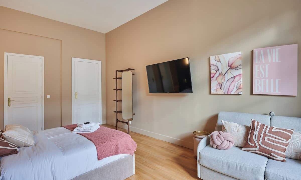 Photo of Bedroom in Porte-Dauphine
