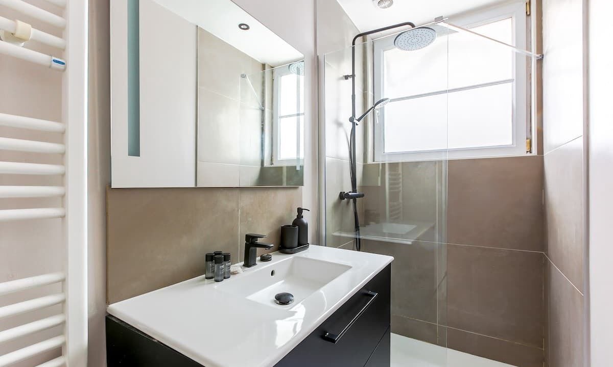 Photo of Bathroom in 7th Arrondissement