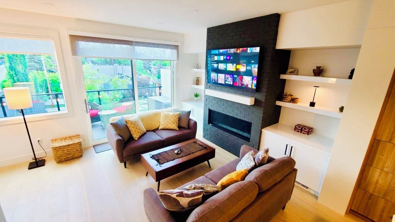 Photo of Livingroom in Southeast Calgary