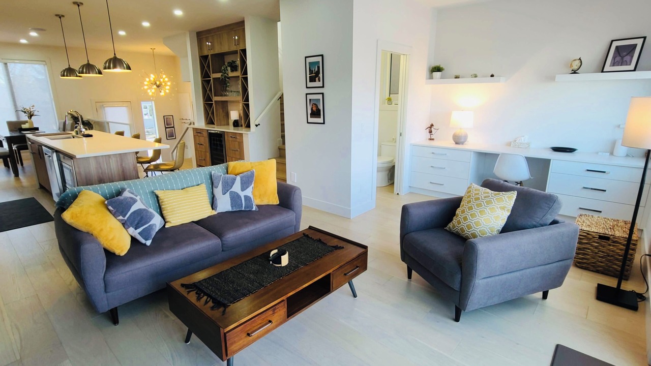 Photo of Livingroom in Southeast Calgary