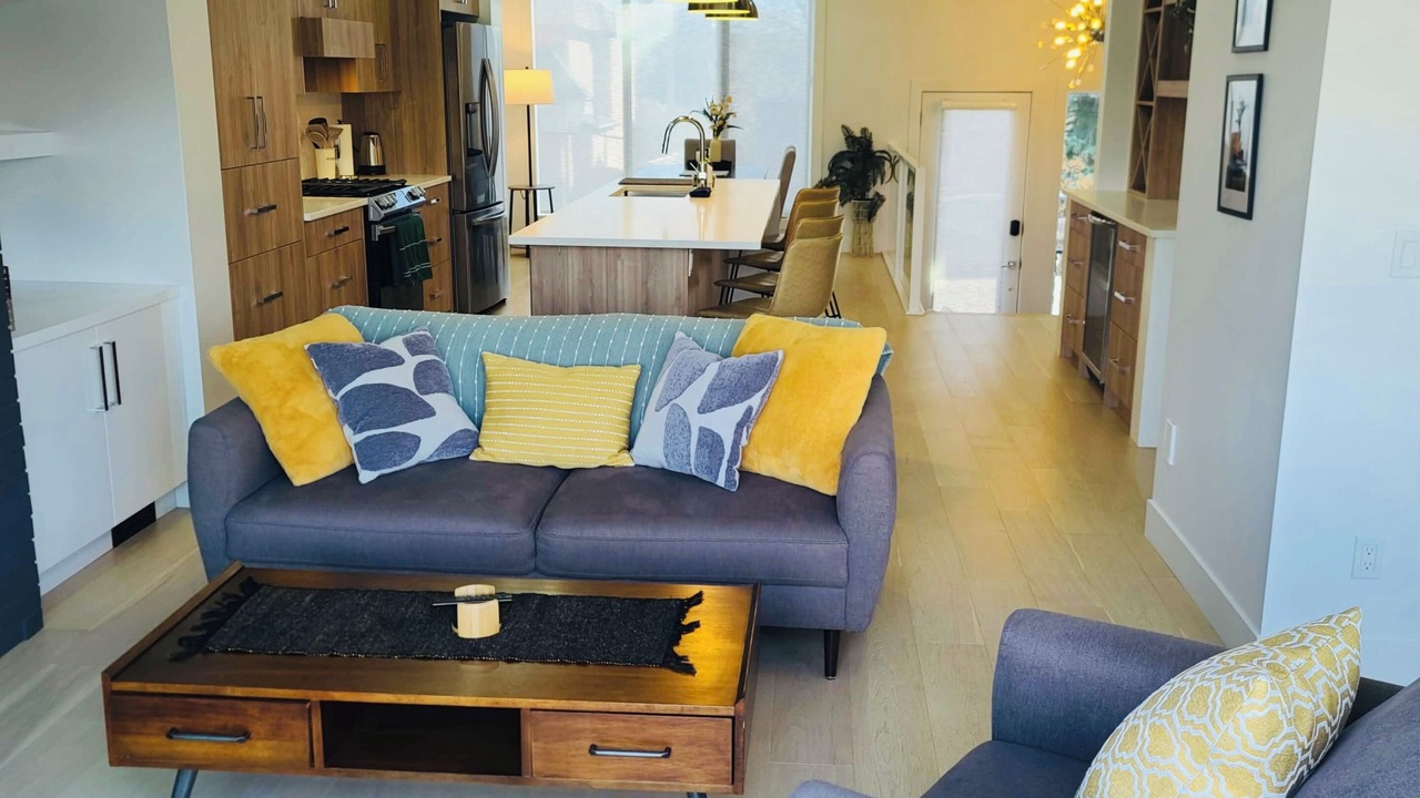 Photo of Livingroom in Southeast Calgary