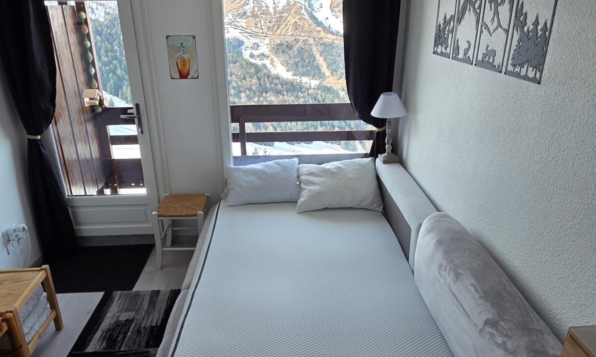 Photo of Bedroom in Saint-Aventin