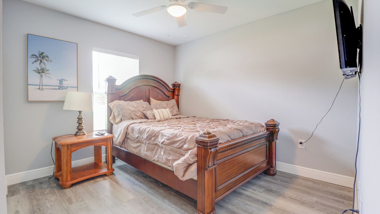Photo of Bedroom in Candler