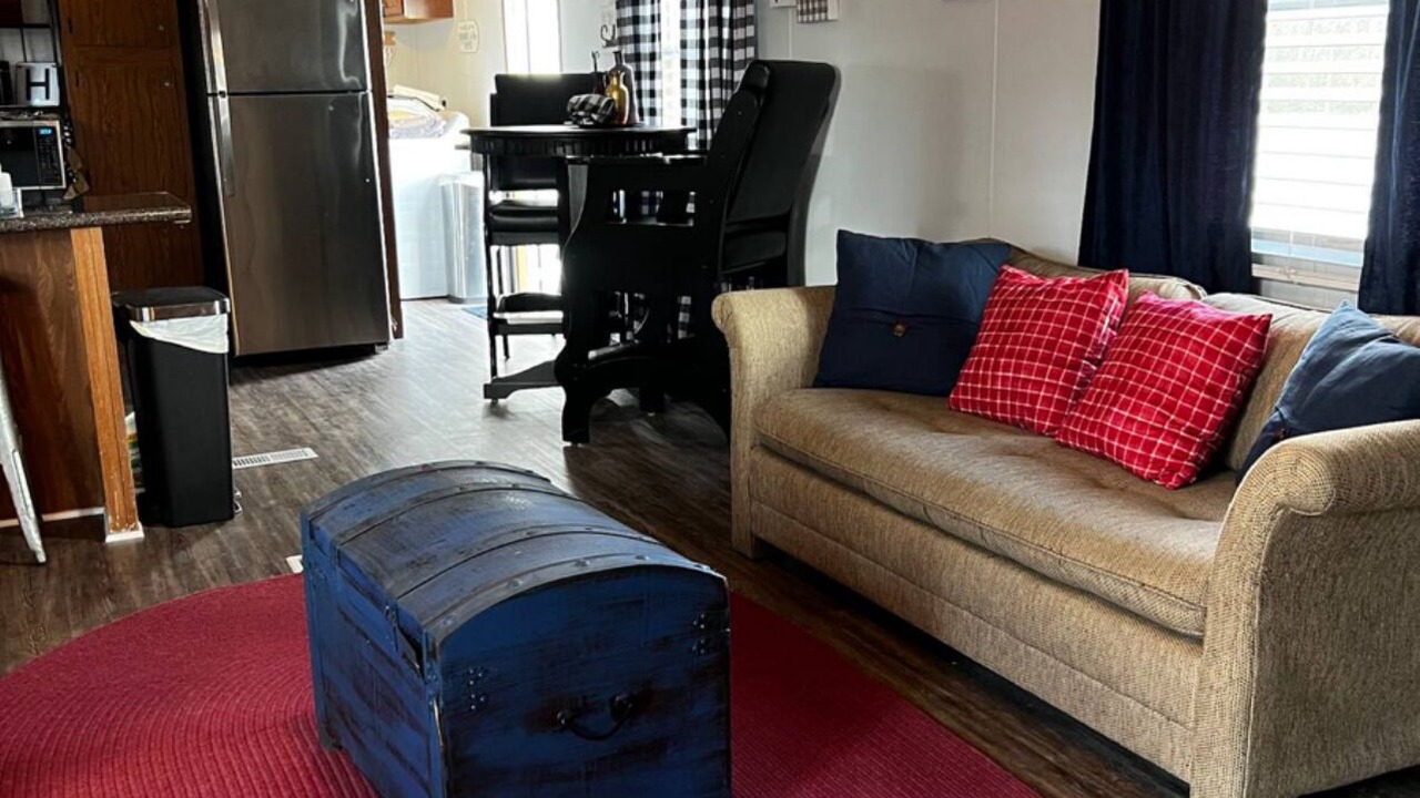 Photo of Livingroom in Mason