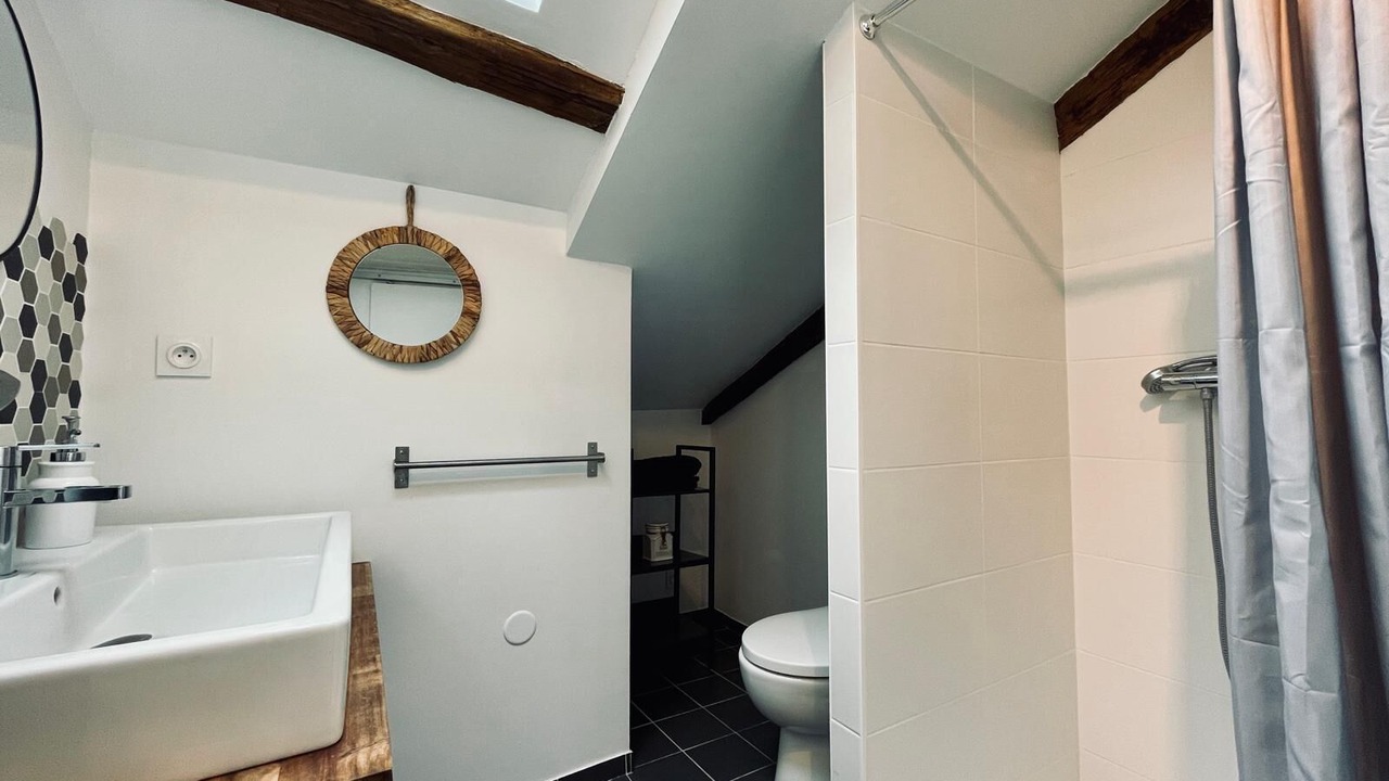 Photo of Bathroom in Coulounieix-Chamiers