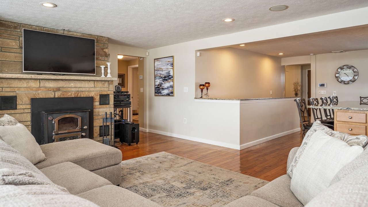 Photo of Livingroom in East Irondequoit