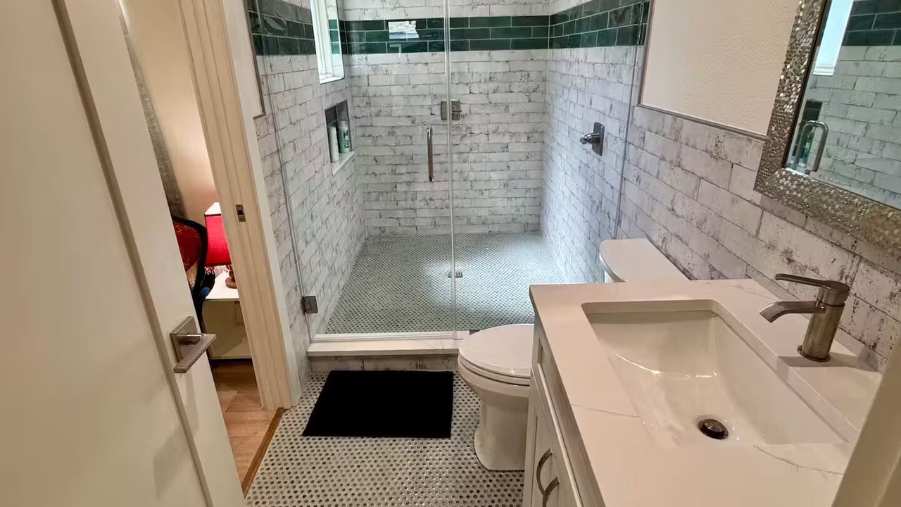 Photo of Bathroom in Highland