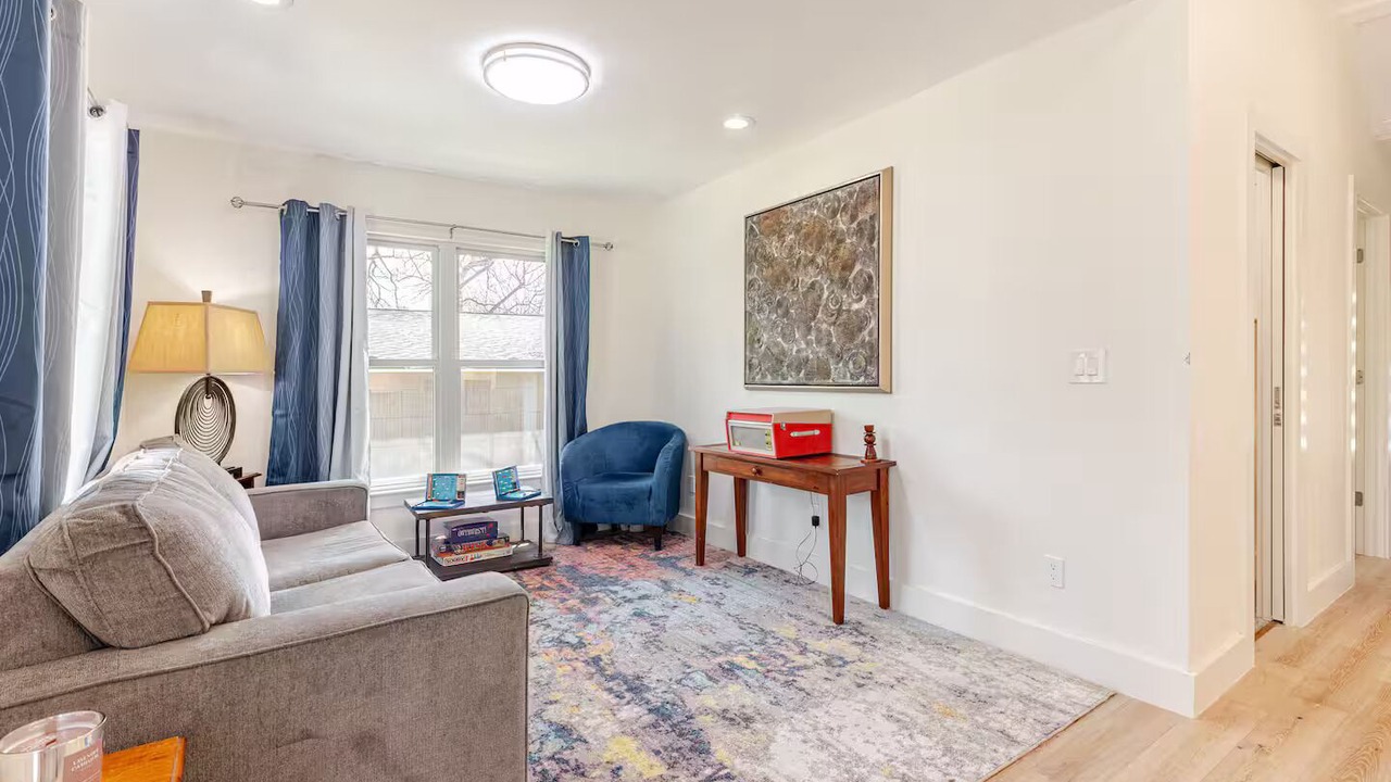 Photo of Livingroom in Highland