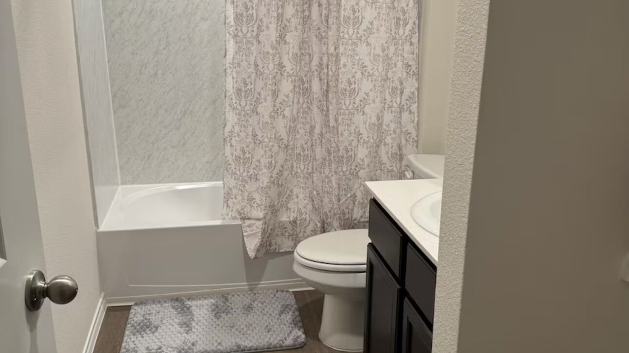 Photo of Bathroom in Sherman