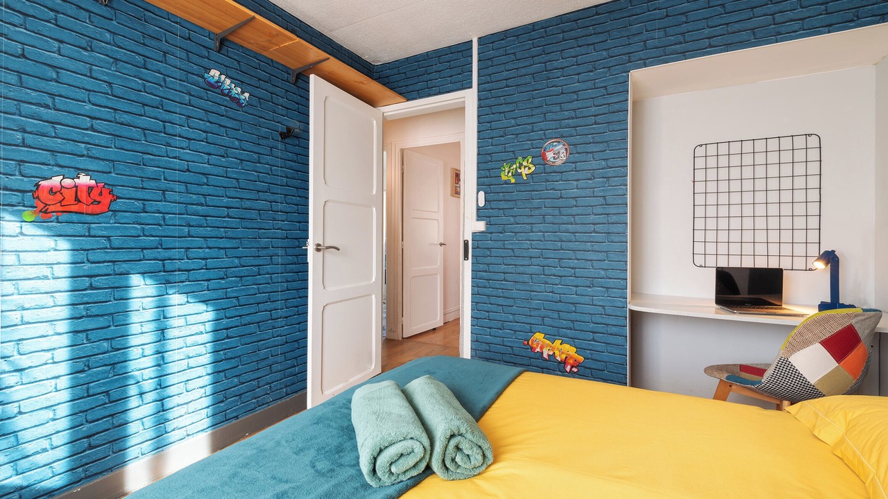 Photo of Bedroom in Laval