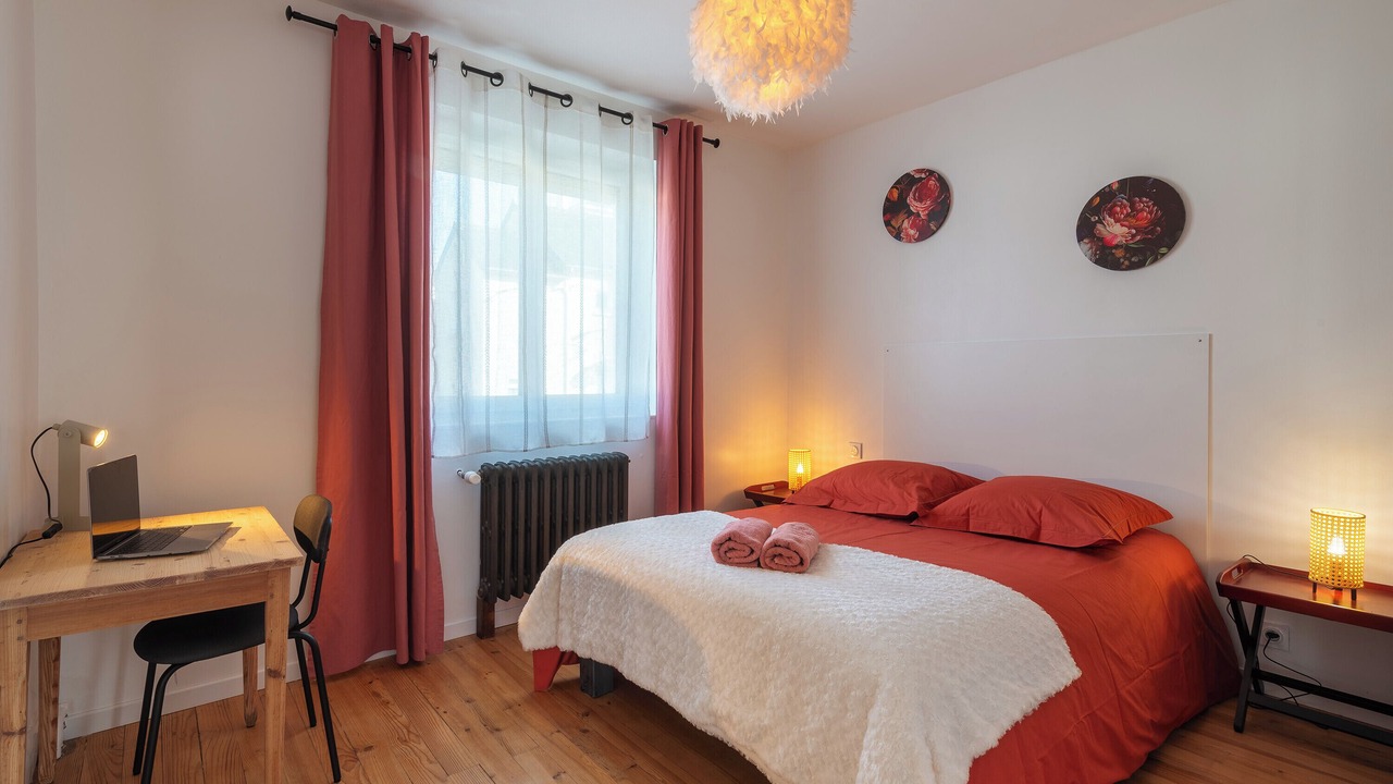 Photo of Bedroom in Laval