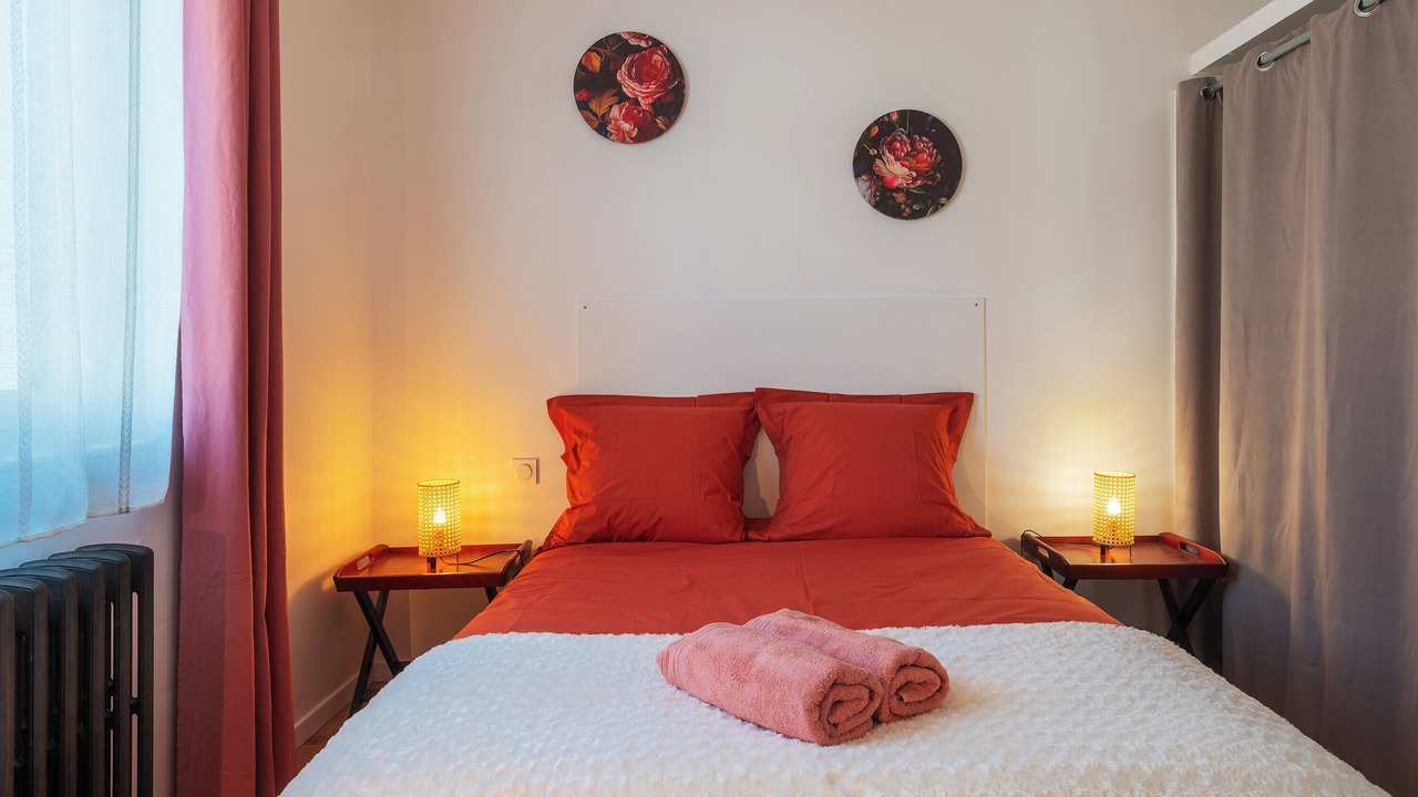 Photo of Bedroom in Laval