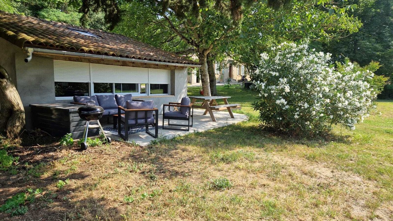 Photo of Patio Balcony in Rieumajou