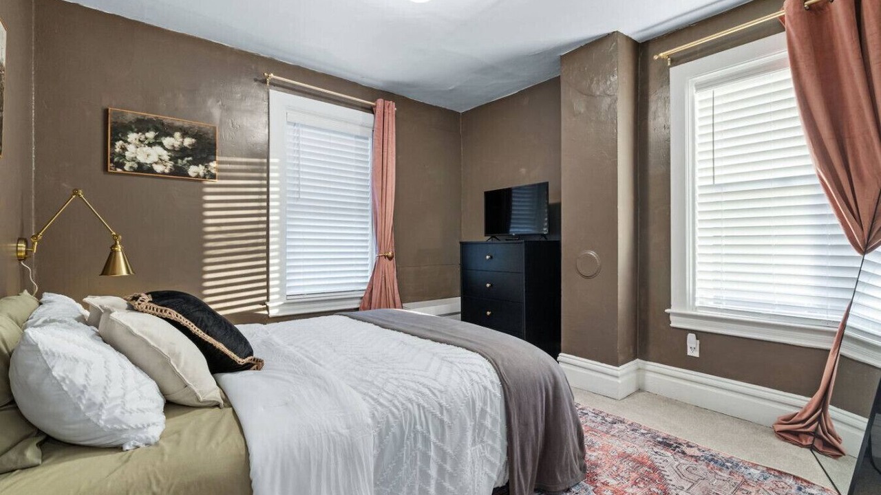 Photo of Bedroom in Crafton
