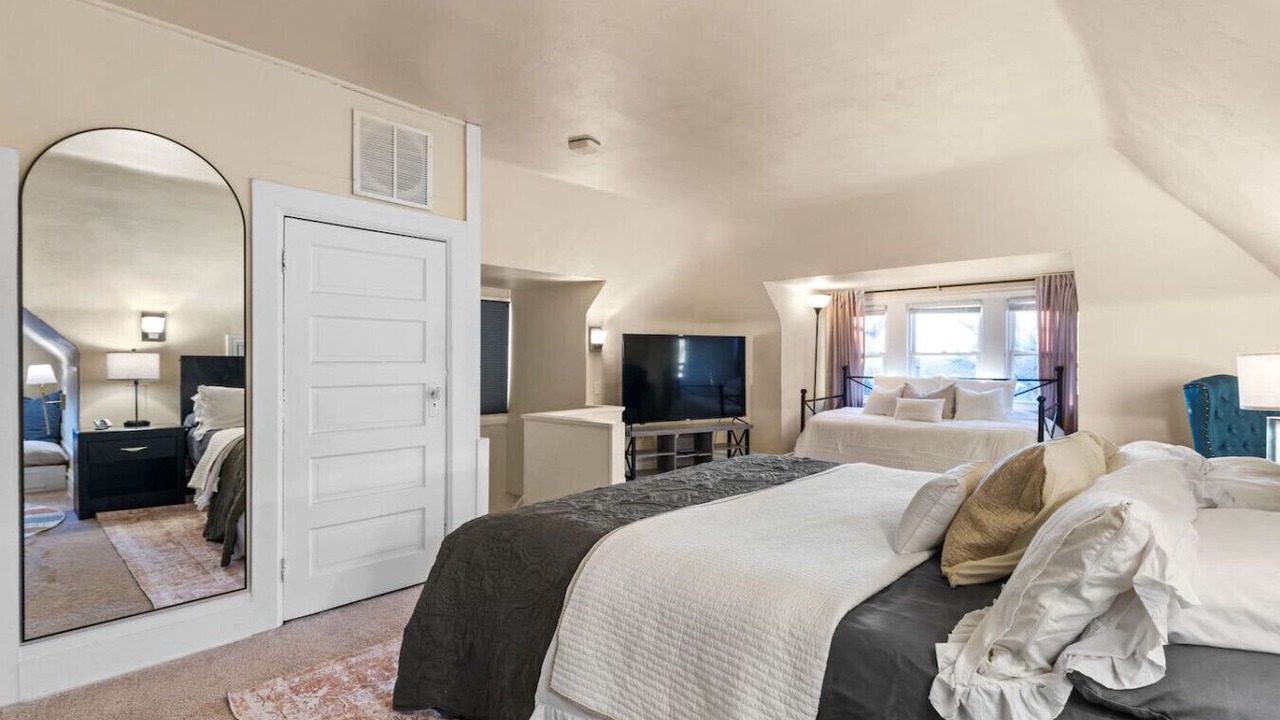 Photo of Bedroom in Crafton