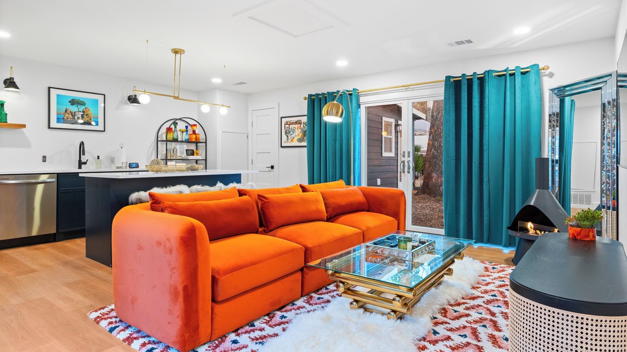 Photo of Livingroom in Cherrywood