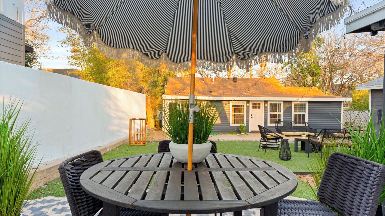 Photo of Outdoor in Cherrywood