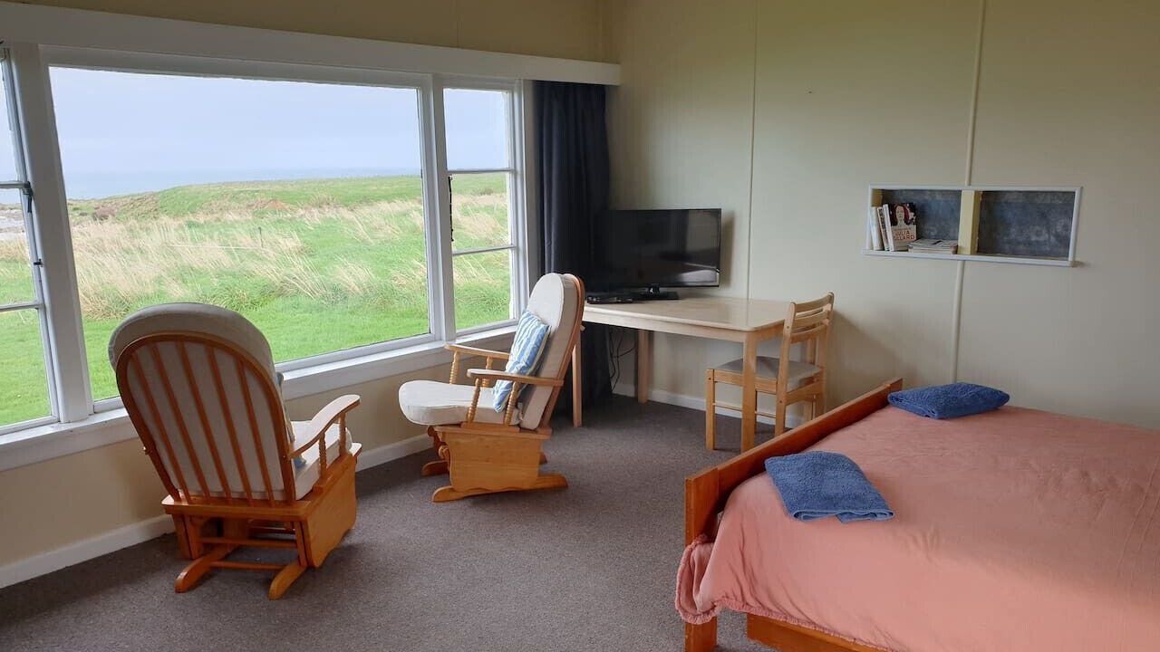 Photo of Bedroom in Colac Bay