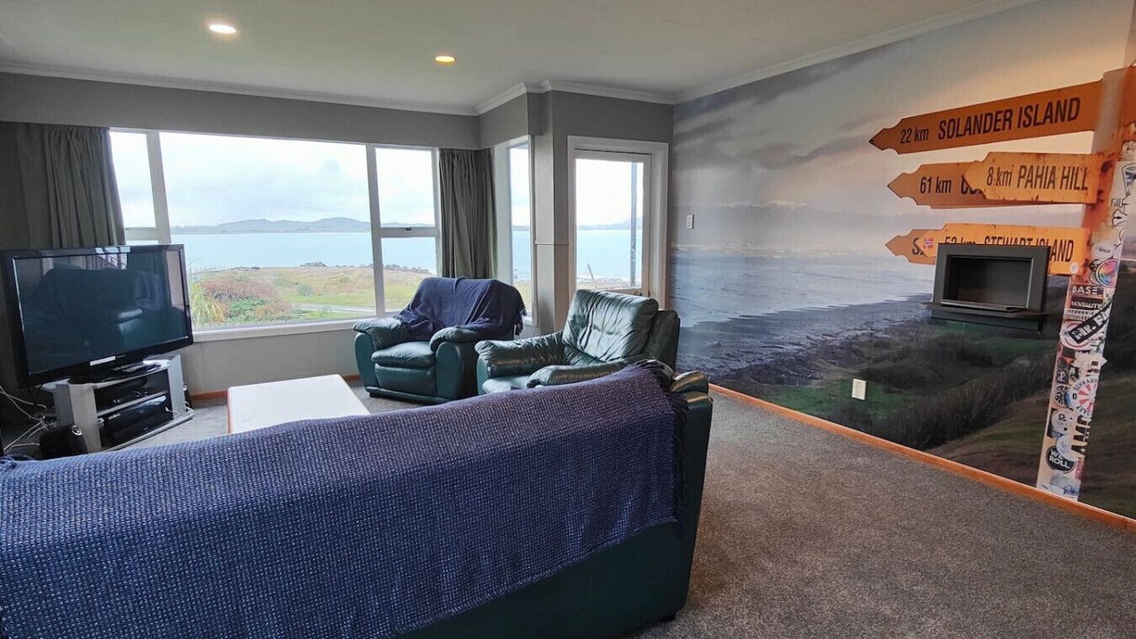 Photo of Livingroom in Colac Bay