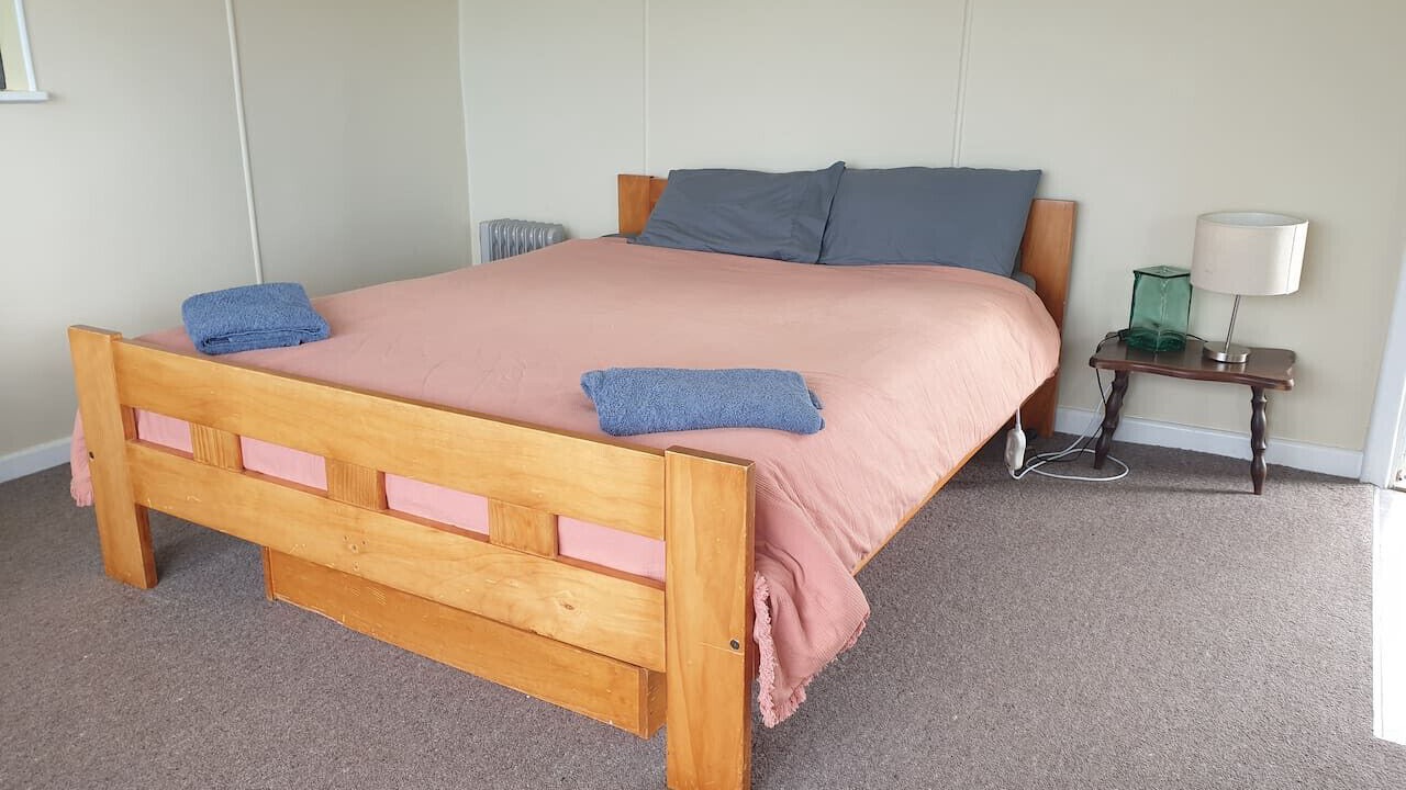 Photo of Bedroom in Colac Bay