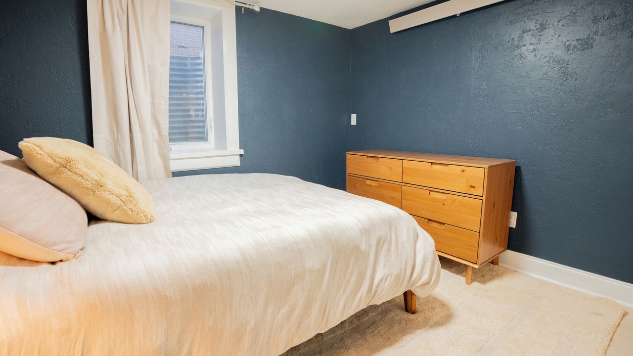 Photo of Bedroom in Lander