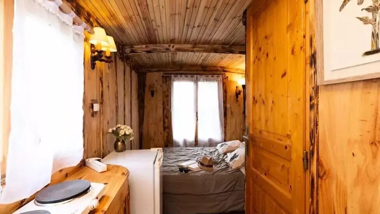 Photo of Bedroom in Bagneaux-sur-Loing