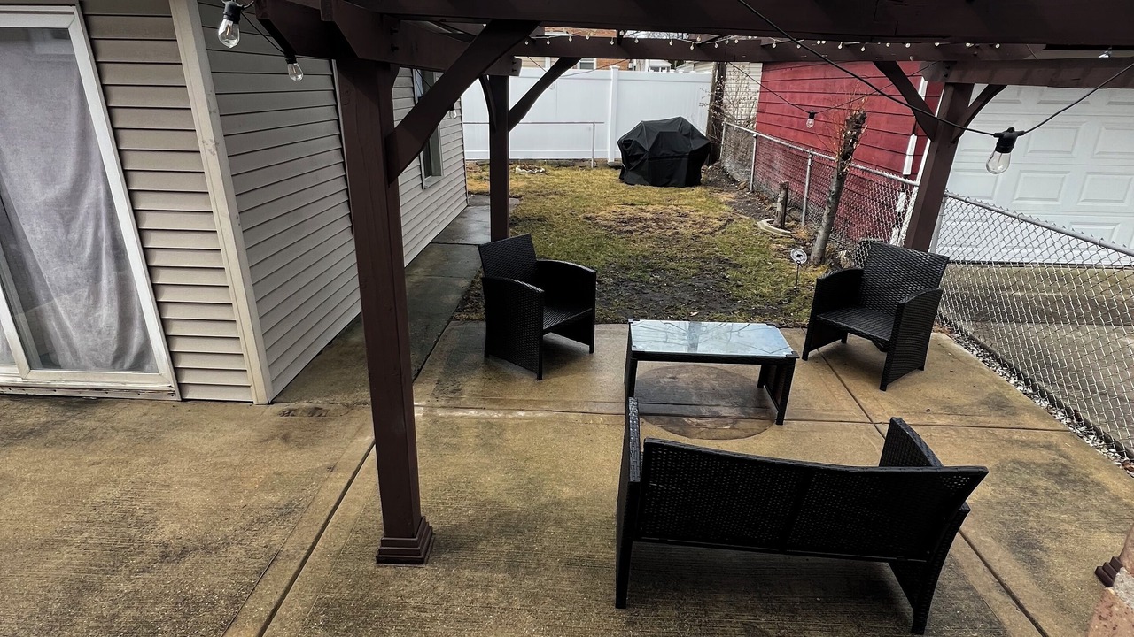Photo of Patio Balcony in River Grove