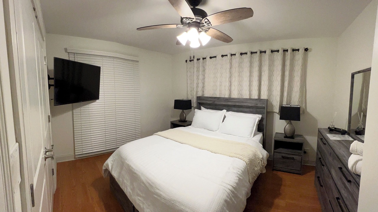 Photo of Bedroom in River Grove