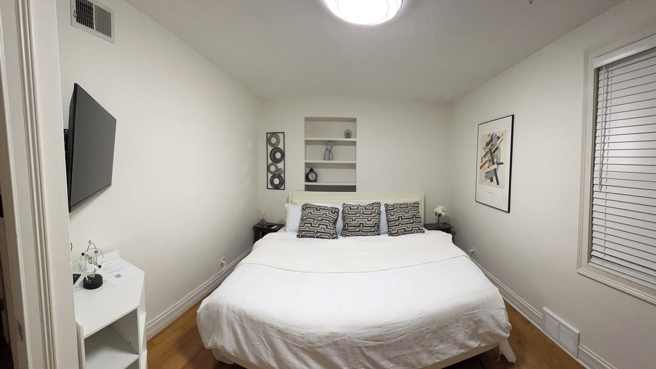 Photo of Bedroom in River Grove