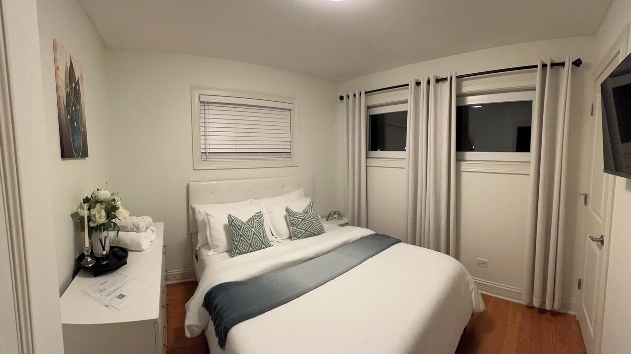 Photo of Bedroom in River Grove