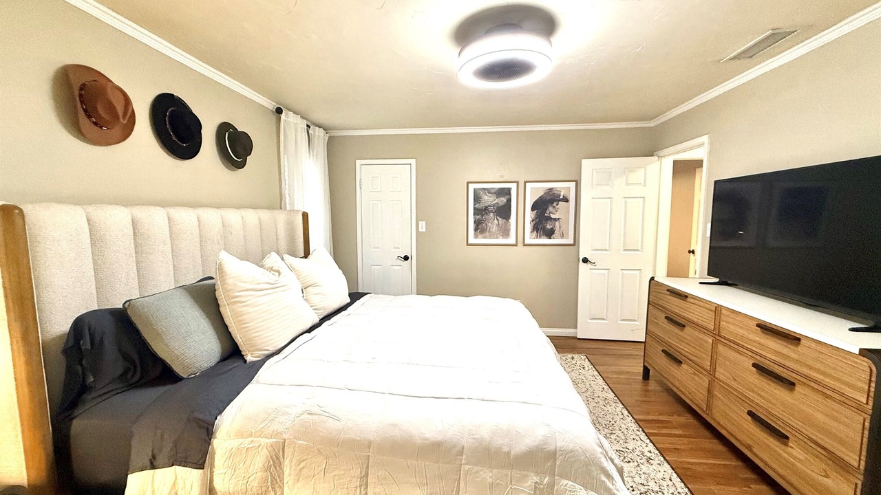 Photo of Bedroom in Roanoke