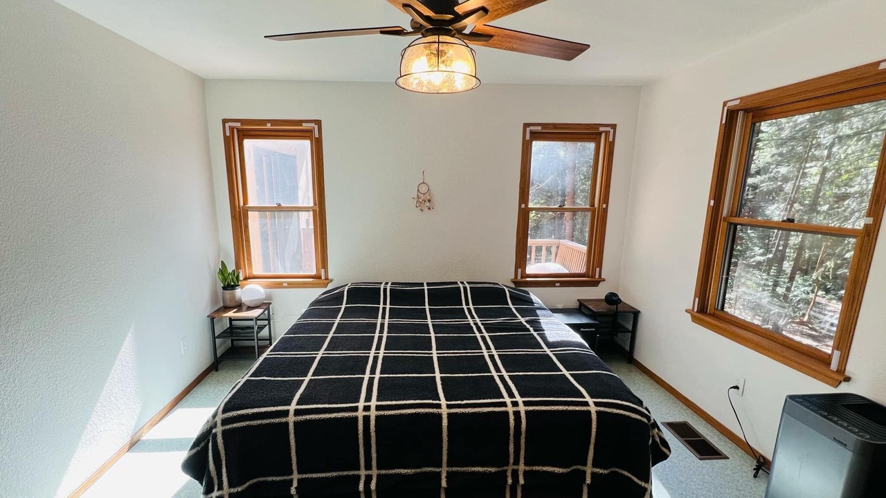 Photo of Bedroom in Foresthill