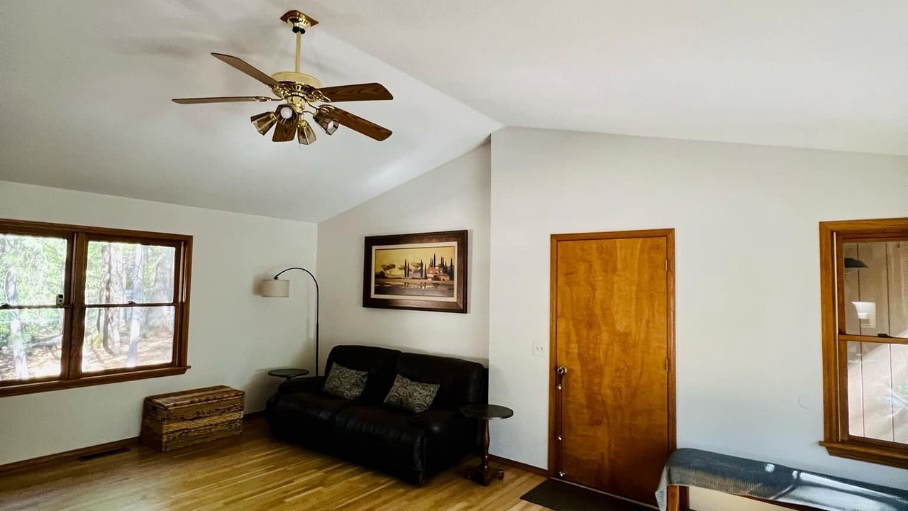 Photo of Livingroom in Foresthill
