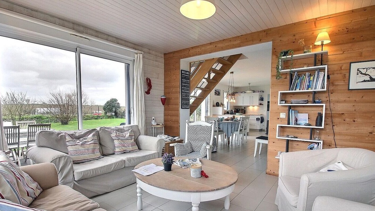 Photo of Livingroom in Plougrescant