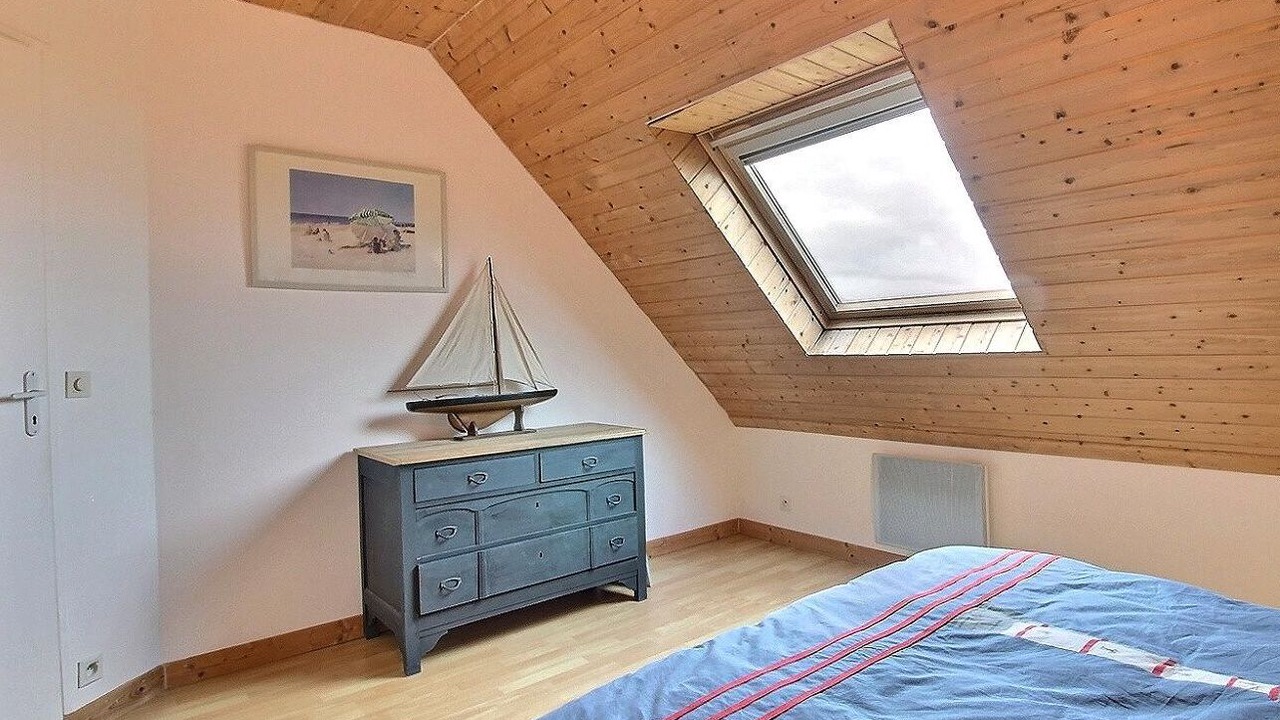 Photo of Bedroom in Plougrescant