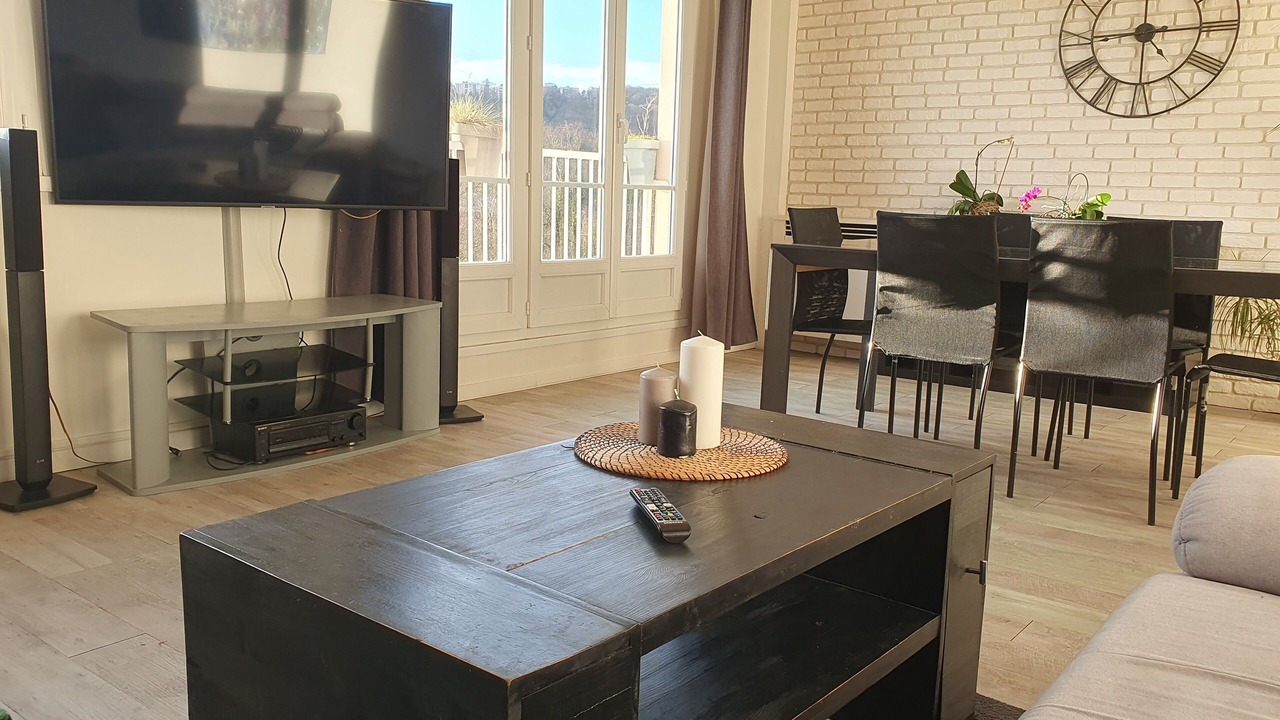 Photo of Livingroom in Coteaux Ouest