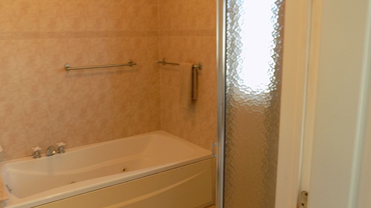 Photo of Bathroom in Broad Channel