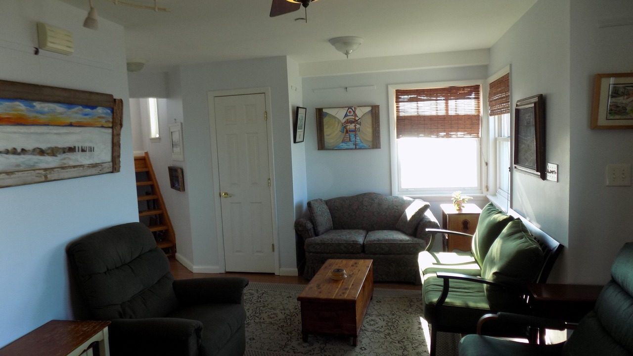 Photo of Livingroom in Broad Channel