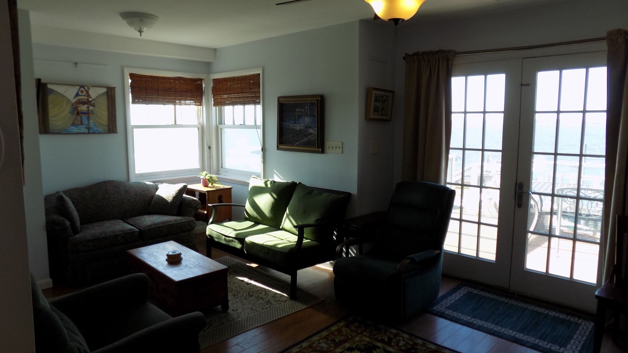 Photo of Livingroom in Broad Channel