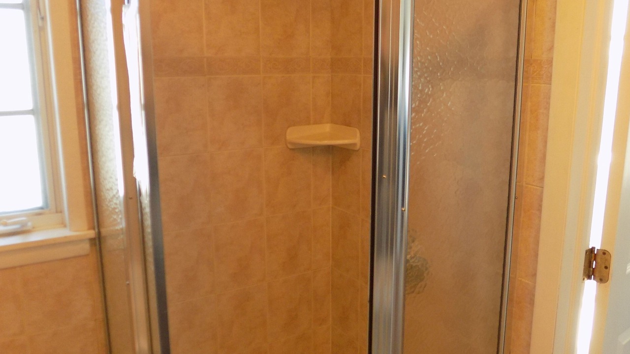 Photo of Bathroom in Broad Channel