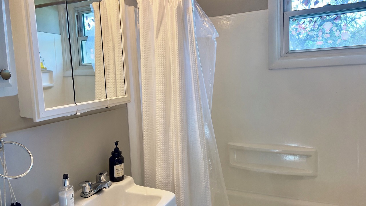 Photo of Bathroom in Ocean Park